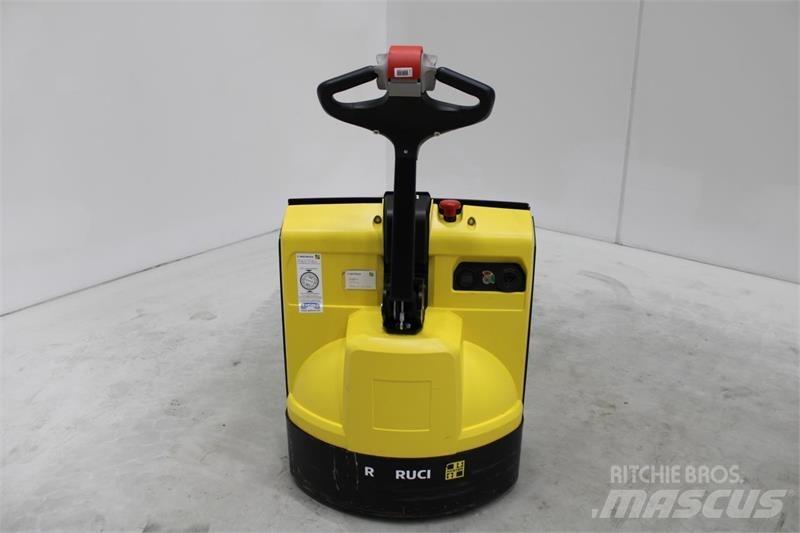 Hyster P1.6 Niedergabelstapler