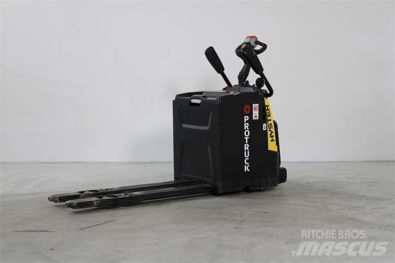 Hyster P2.0S Gabelstapler mit Fahrerstand