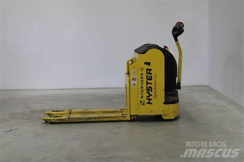 Hyster P3.0 Niedergabelstapler