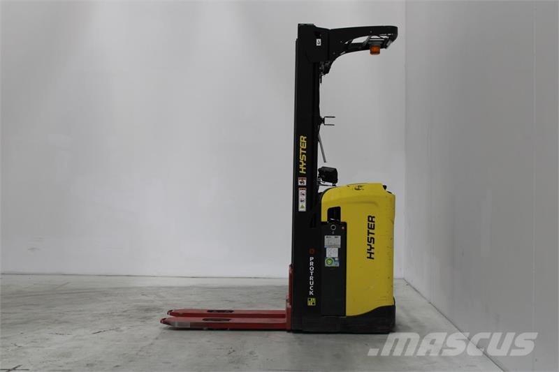 Hyster RS1.6 Selbstfahrstapler