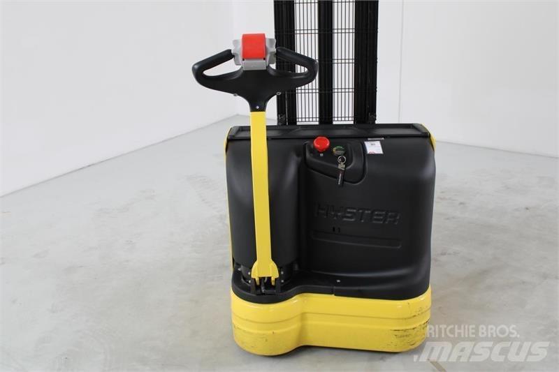 Hyster S1.0E Selbstfahrstapler