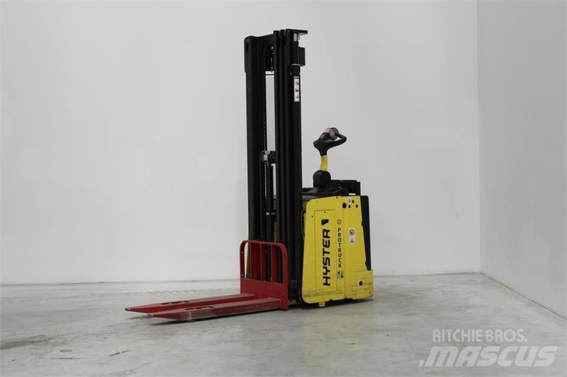 Hyster S1.5S Selbstfahrstapler