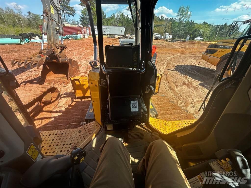 CAT D5 Bulldozer