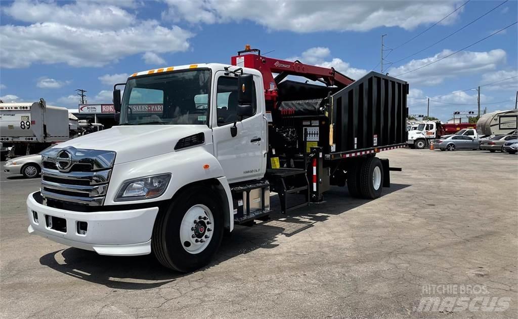 Hino L7 Greifer