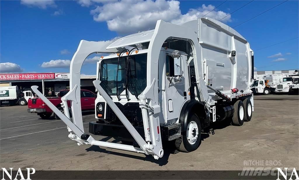 Mack MRU 613 Müllwagen