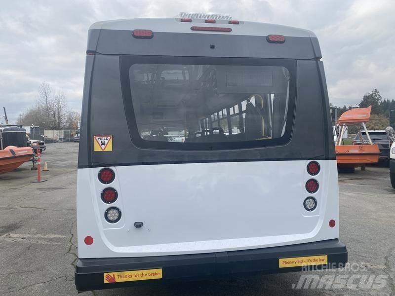 Chevrolet Express Minibusse