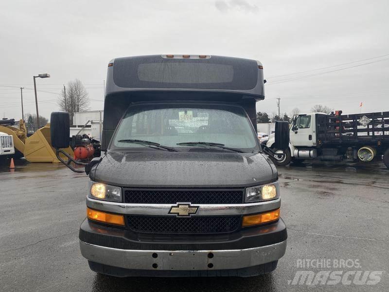 Chevrolet Express Minibusse