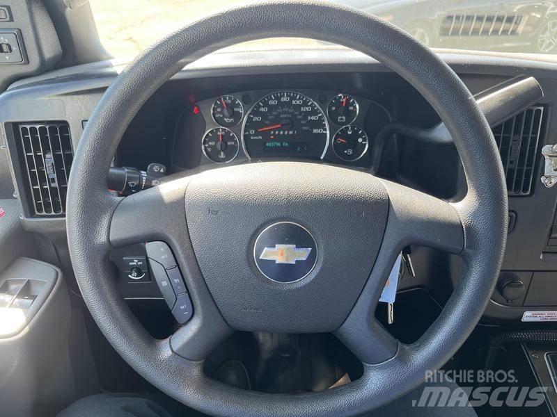 Chevrolet Express Minibusse