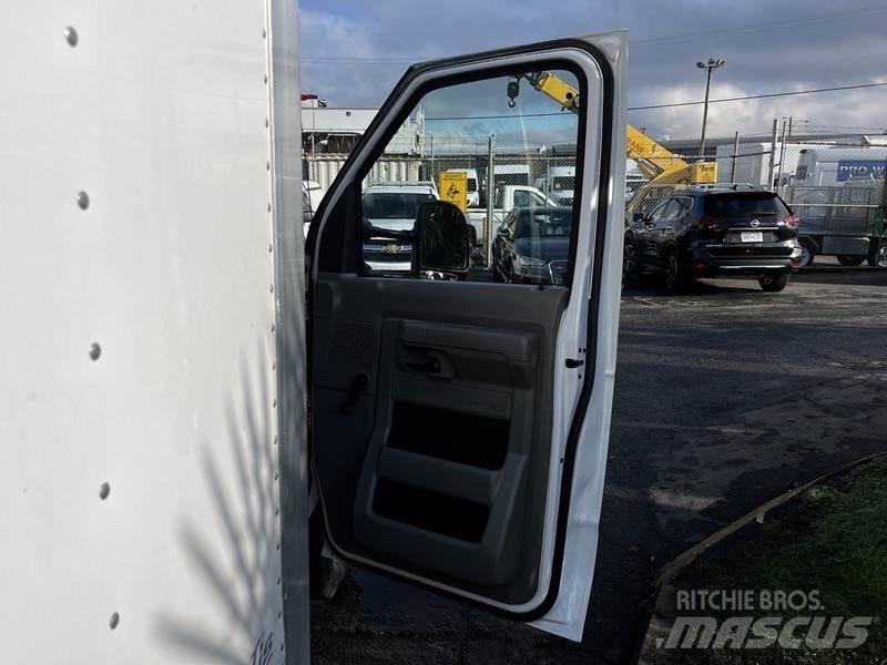 Ford Econoline Lieferwagen