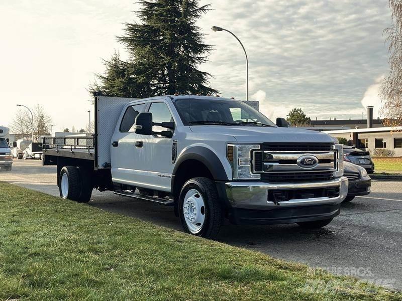 Ford F-450 SD Pritschenwagen/Pritschenwagen mit Seitenklappe