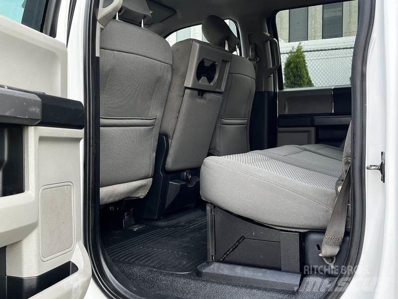Ford F-450 SD Pritschenwagen/Pritschenwagen mit Seitenklappe