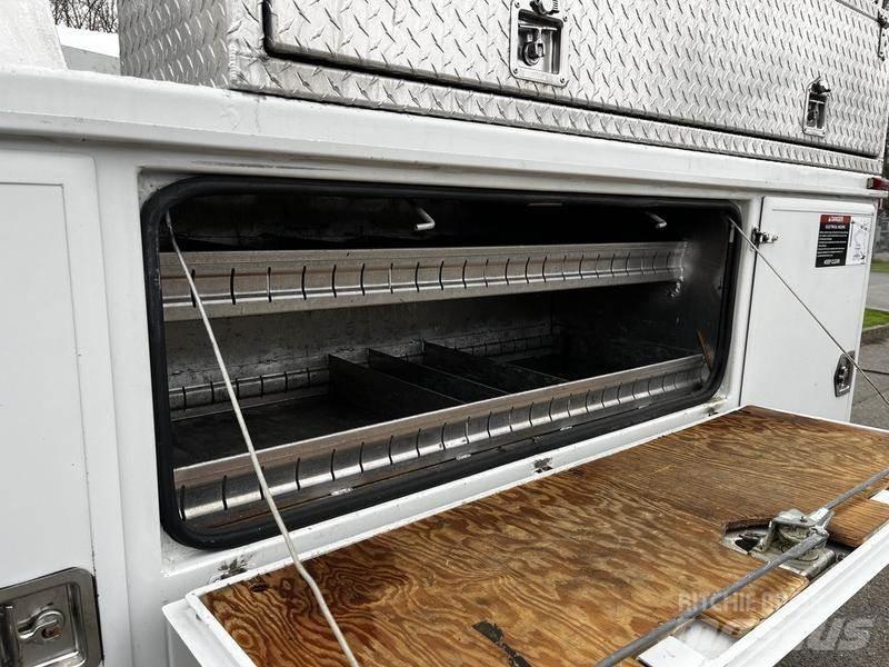 Ford F-450 SD Andere Fahrzeuge