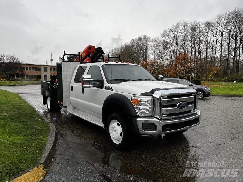 Ford F-550 Kranwagen