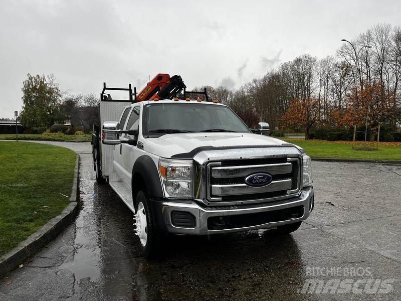 Ford F-550 Kranwagen