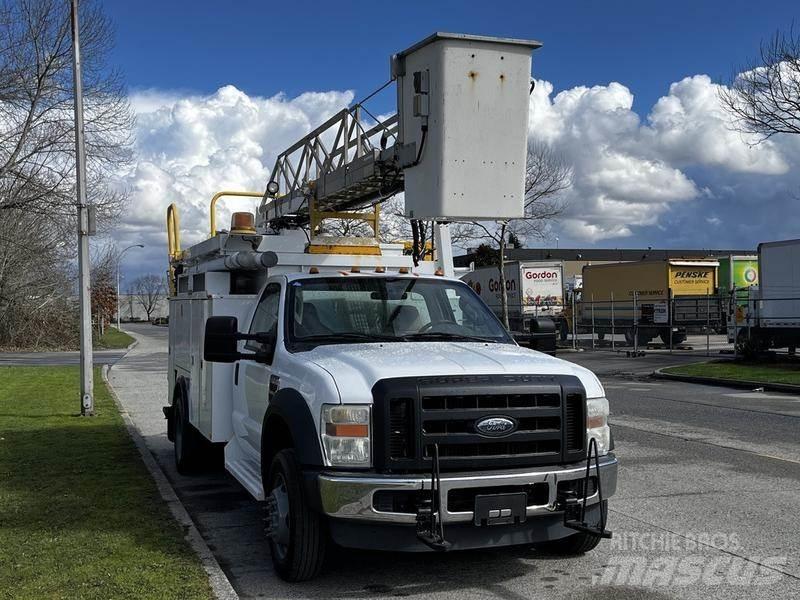 Ford F-550 Andere Fahrzeuge