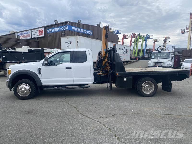 Ford F-550 Kranwagen