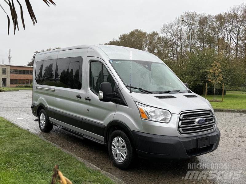 Ford Transit PKWs
