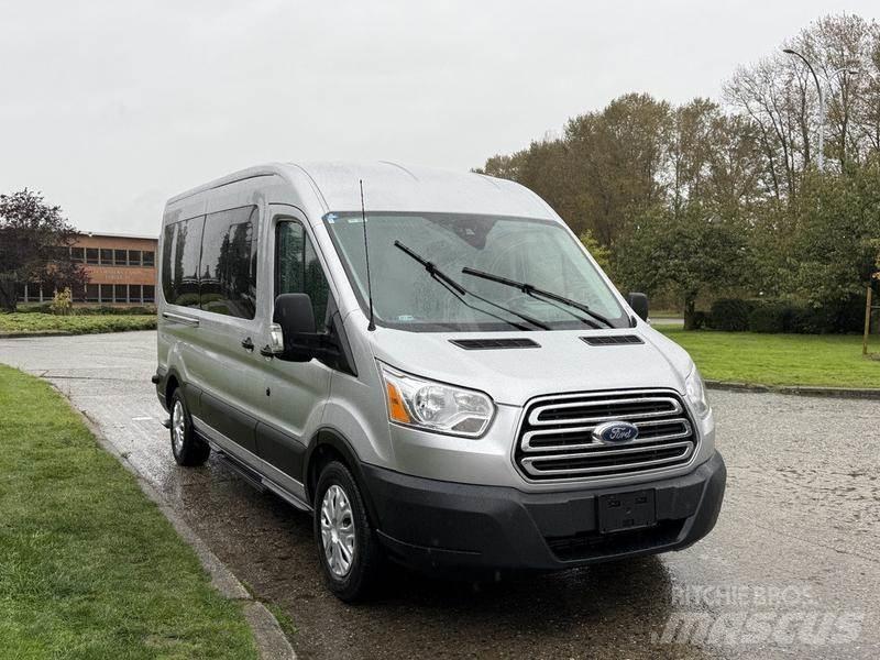 Ford Transit PKWs