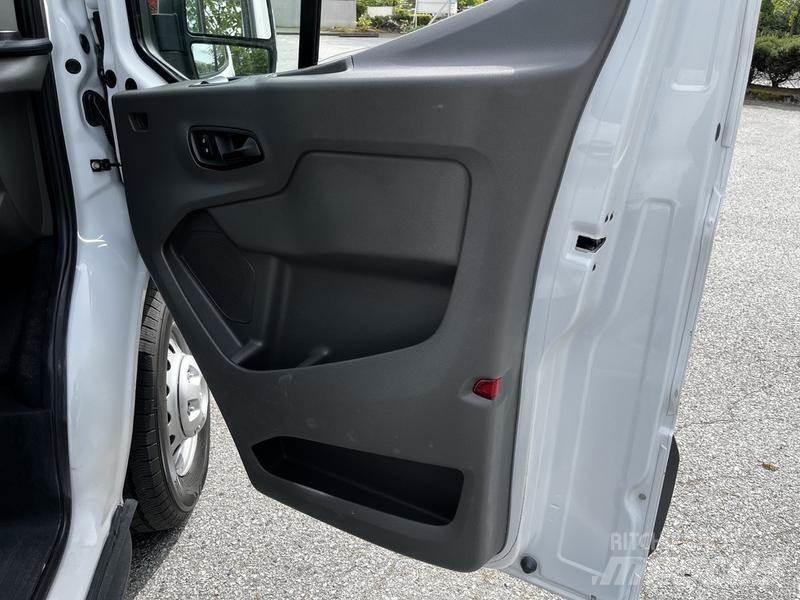 Ford Transit PKWs