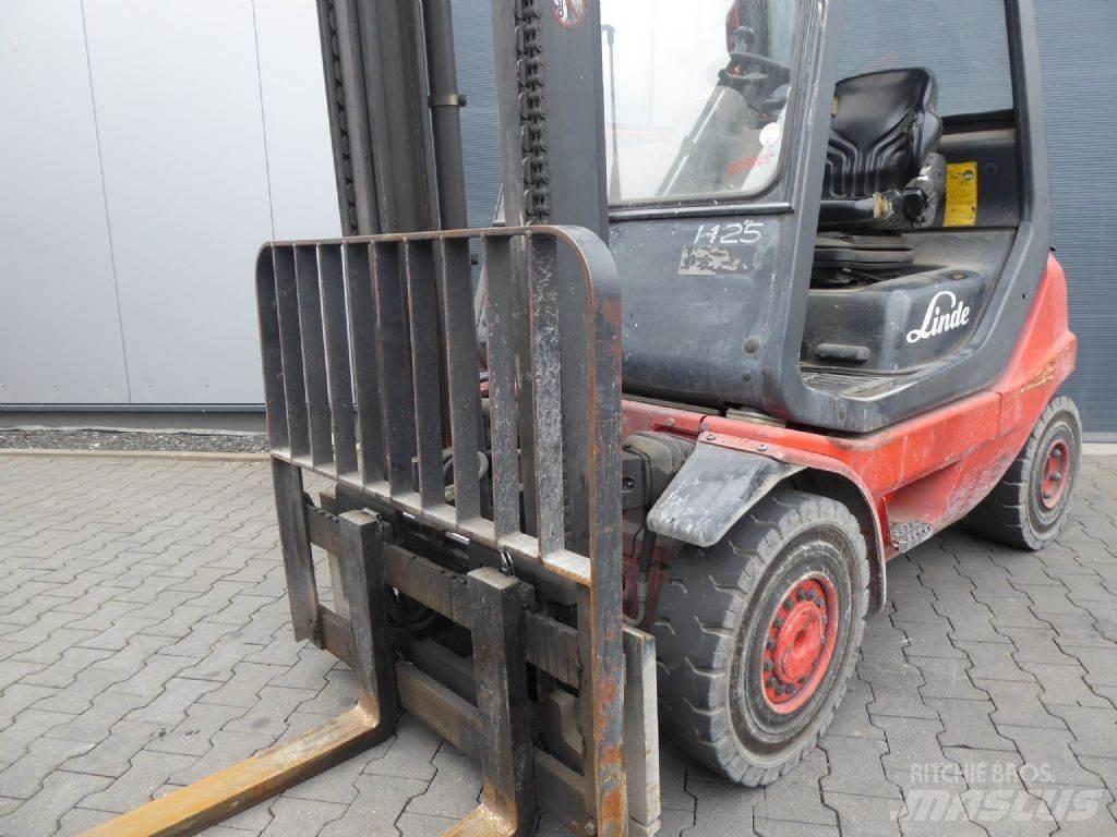 Linde H25T-03 Gasstapler