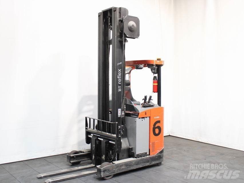 BT RRE 160 Schubmaststapler