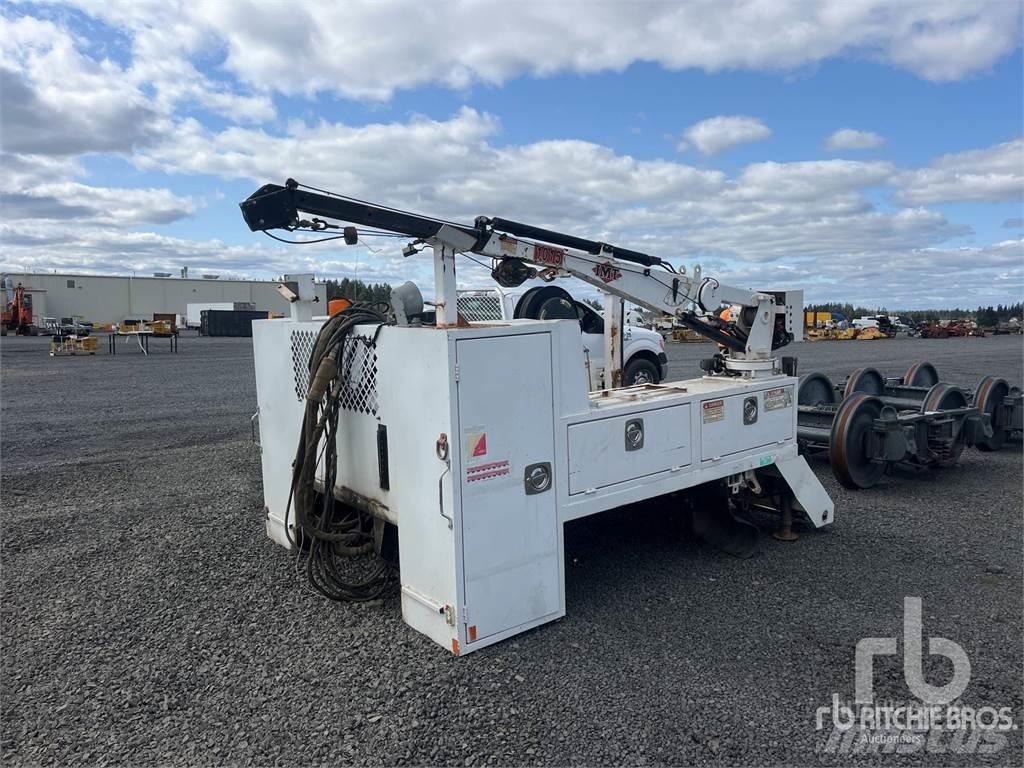  7700 gal T/A Transport Sonstige