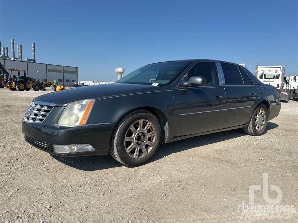 Cadillac DTS PKWs