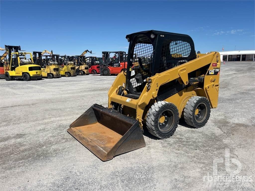 CAT 226D Kompaktlader