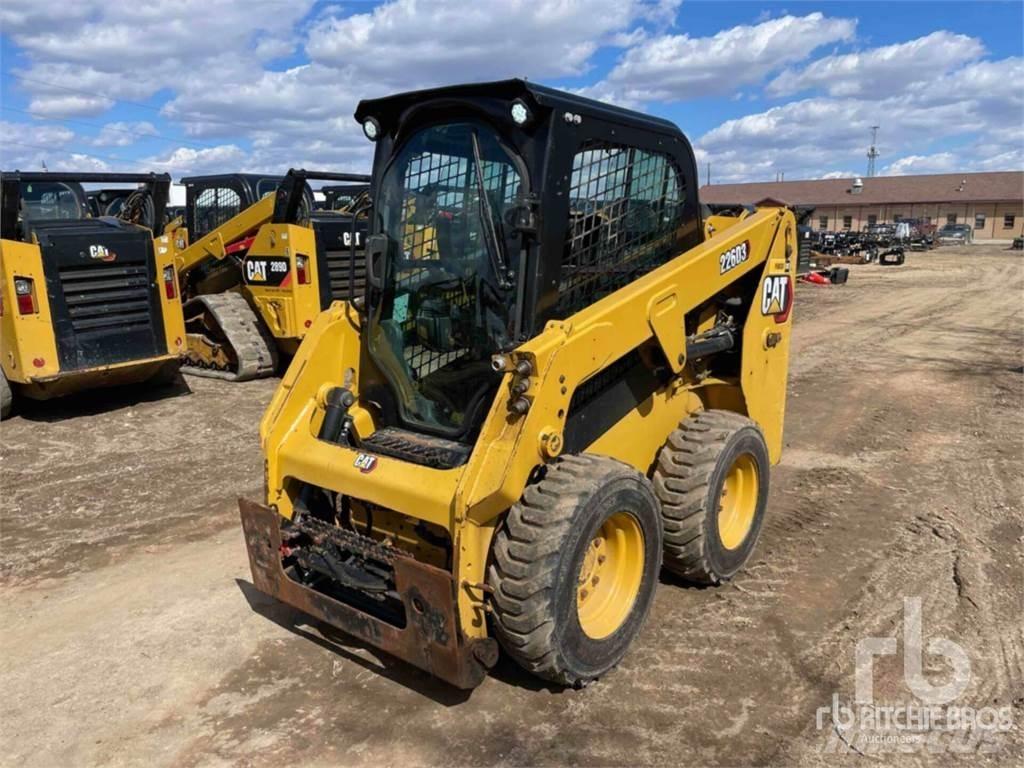 CAT 226D3 Kompaktlader