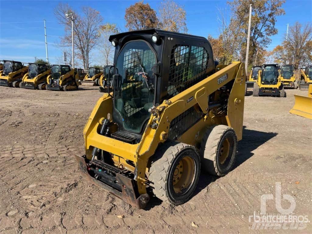CAT 226D3 Kompaktlader