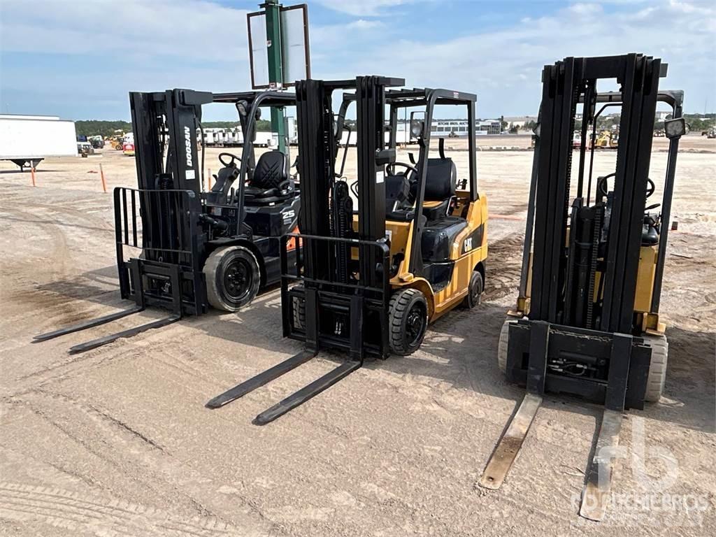 CAT 2C5000 Dieselstapler