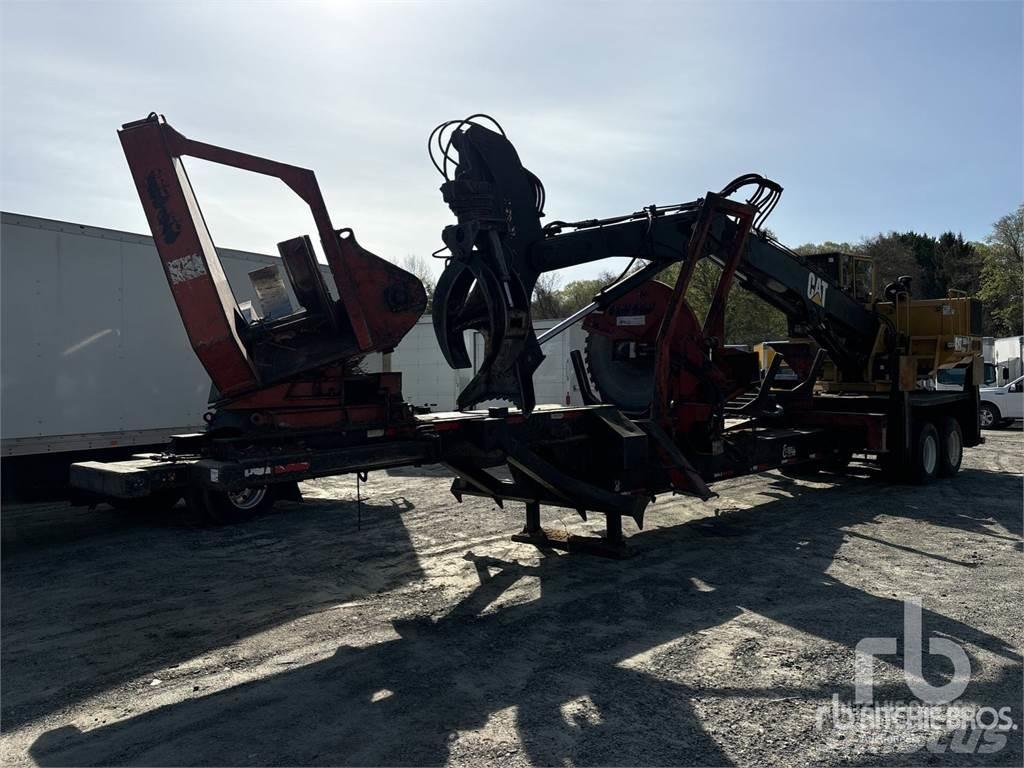 CAT 559 Gelenkausleger Lader