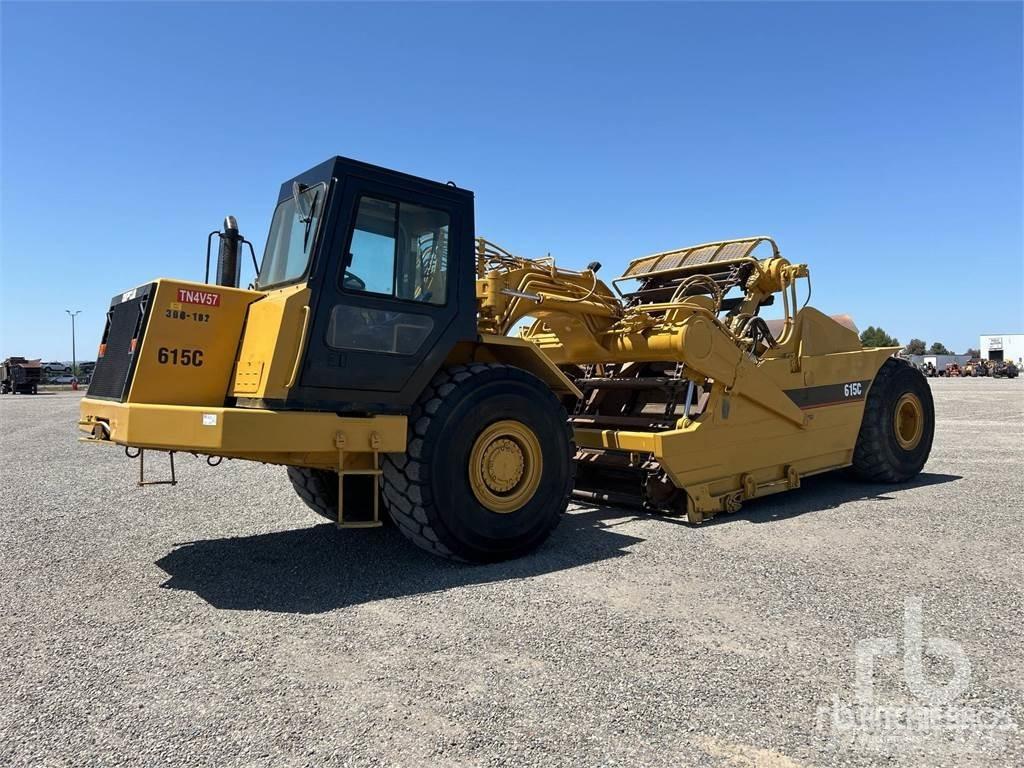 CAT 615C Schaber