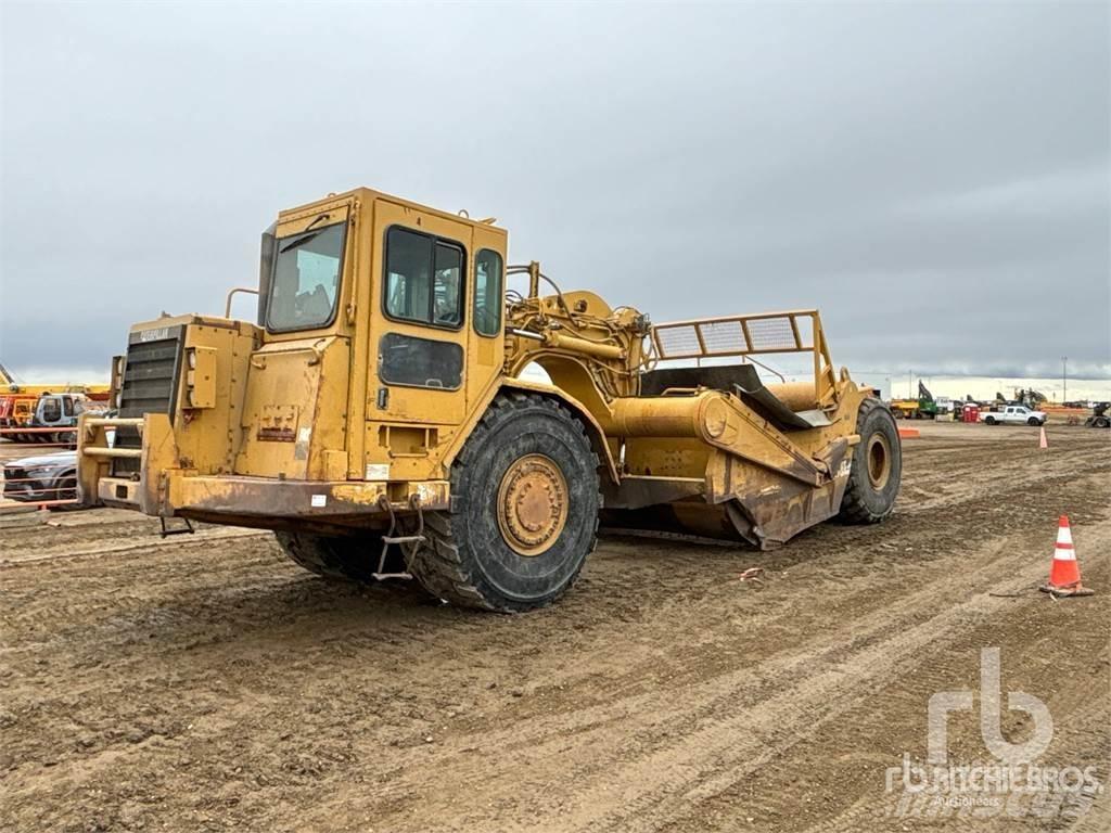 CAT 621F Schaber