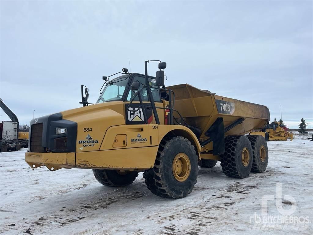 CAT 740B Dumper - Knickgelenk