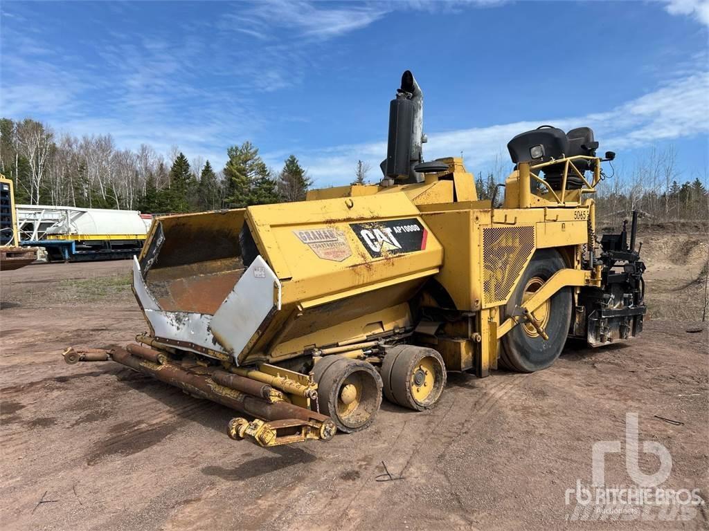 CAT AP-1000D Strassenfertiger