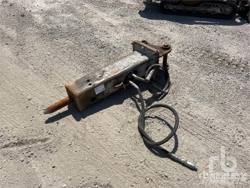 CAT B4 Hammer / Brecher