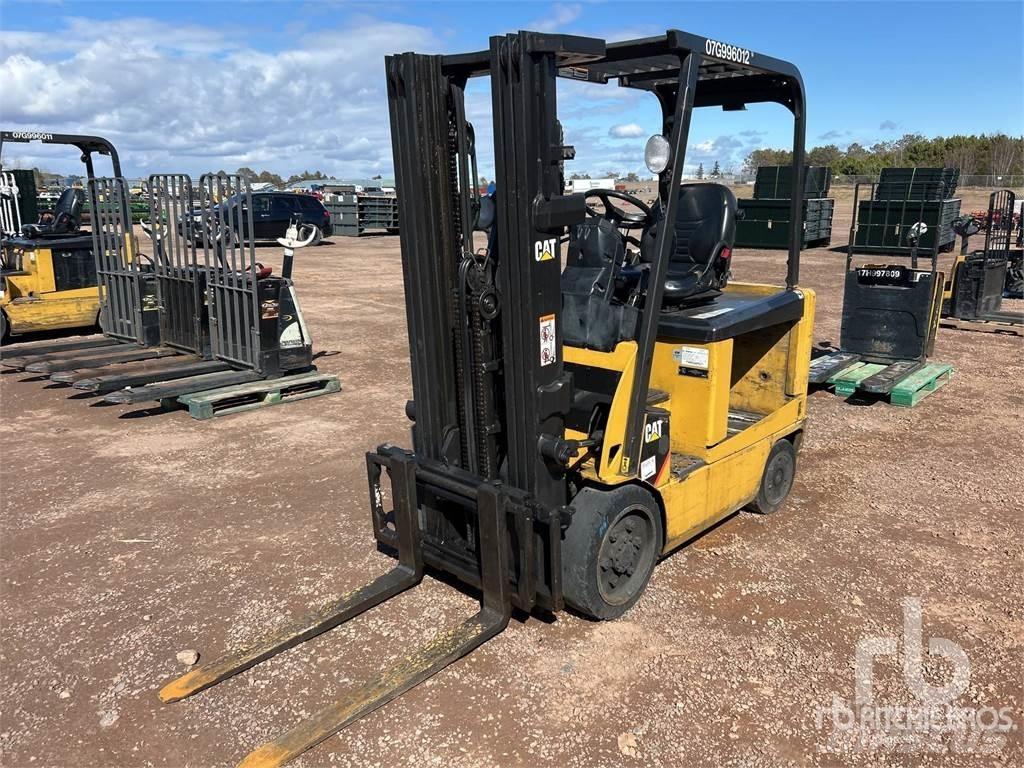 CAT EX4000CC Elektrostapler