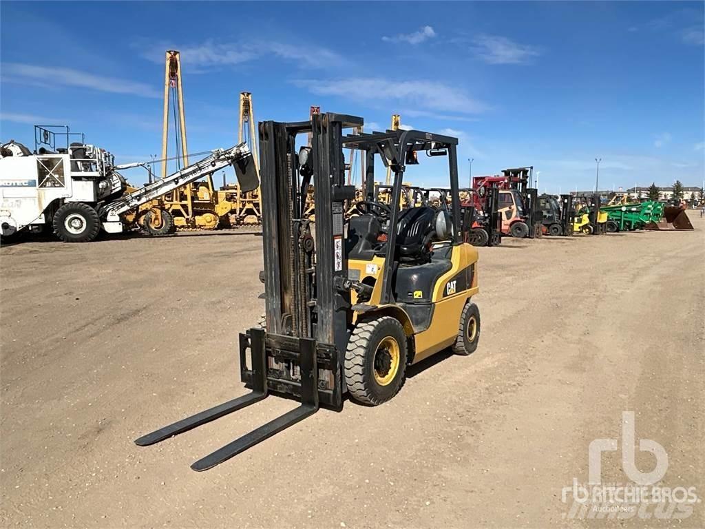 CAT GP25N Dieselstapler