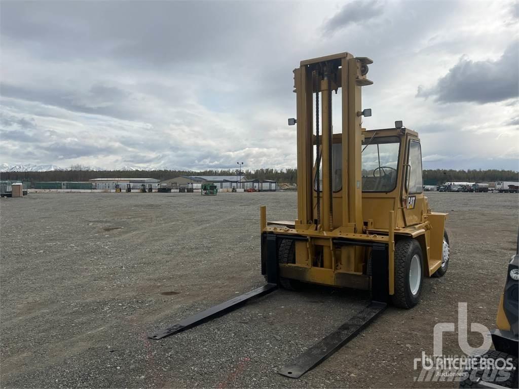CAT V-180 Dieselstapler