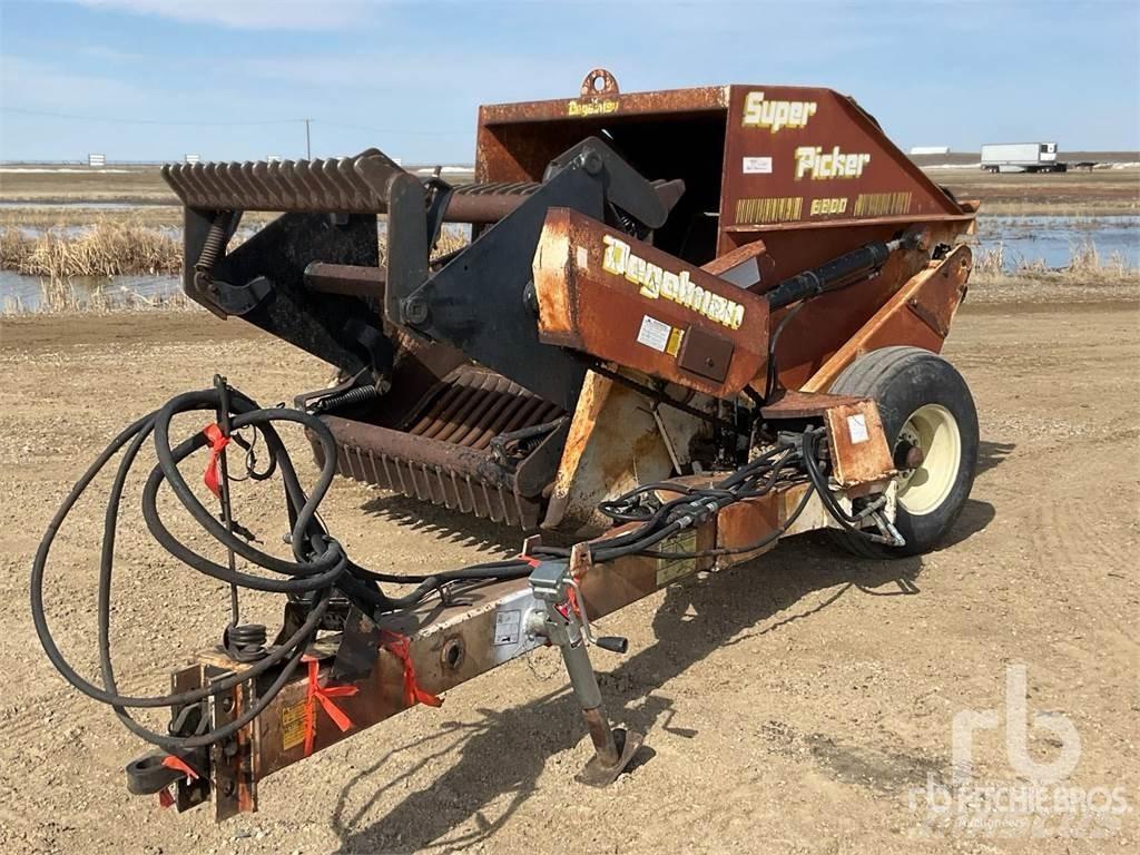 Degelman RP6800 Schwader