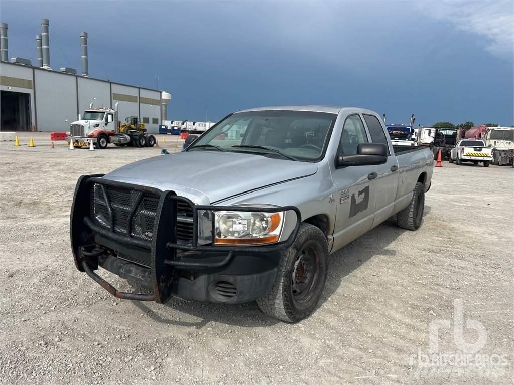 Dodge RAM 2500 Pickup/Pritschenwagen