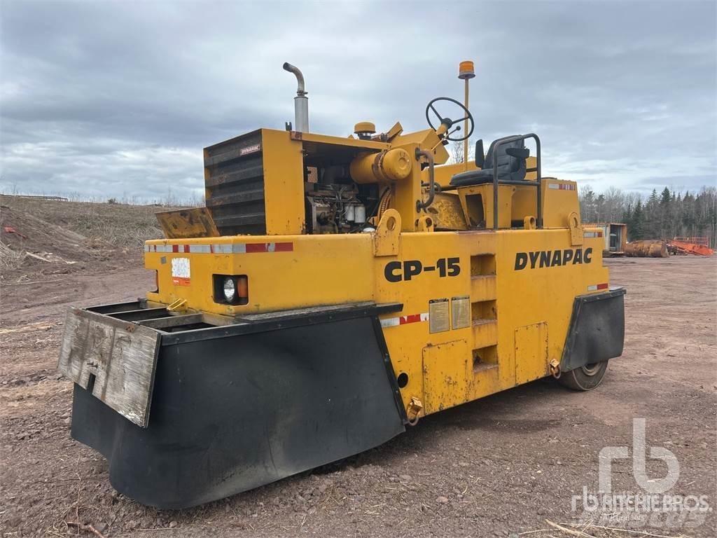 Dynapac CP15 Walzenzüge