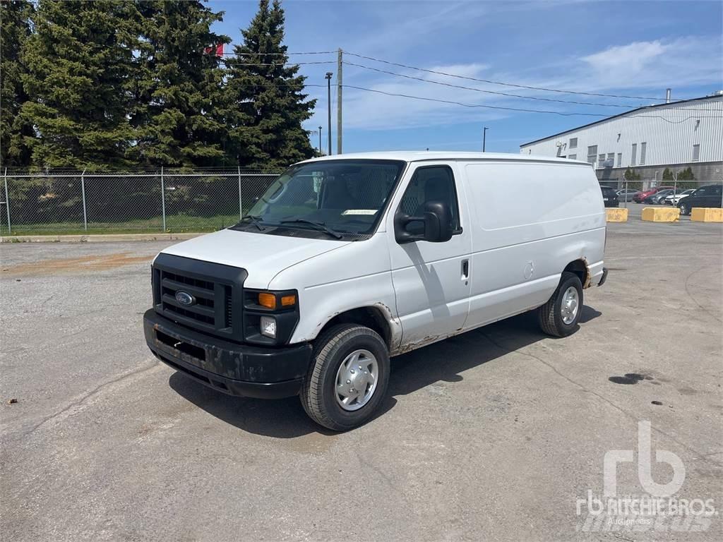 Ford E-250 Kühlkoffer