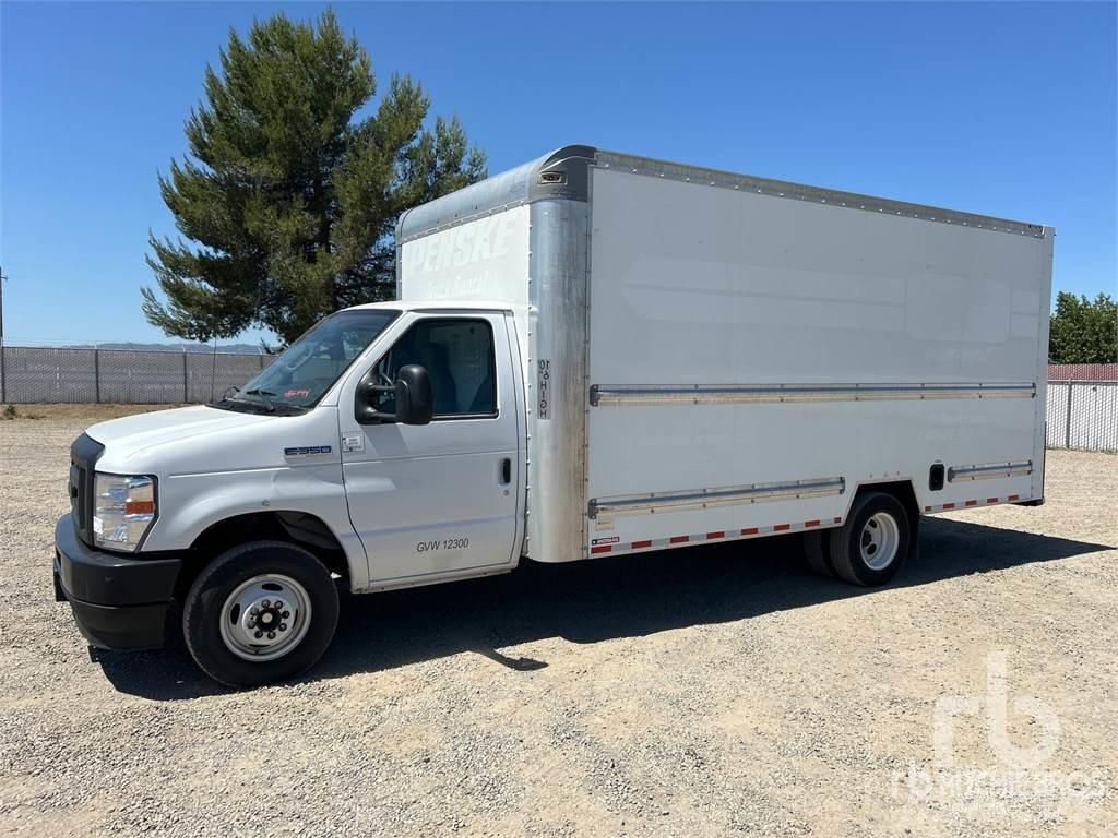 Ford E-350 Lieferwagen