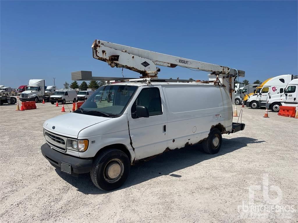 Ford E-350 Anhänger-Arbeitsbühnen