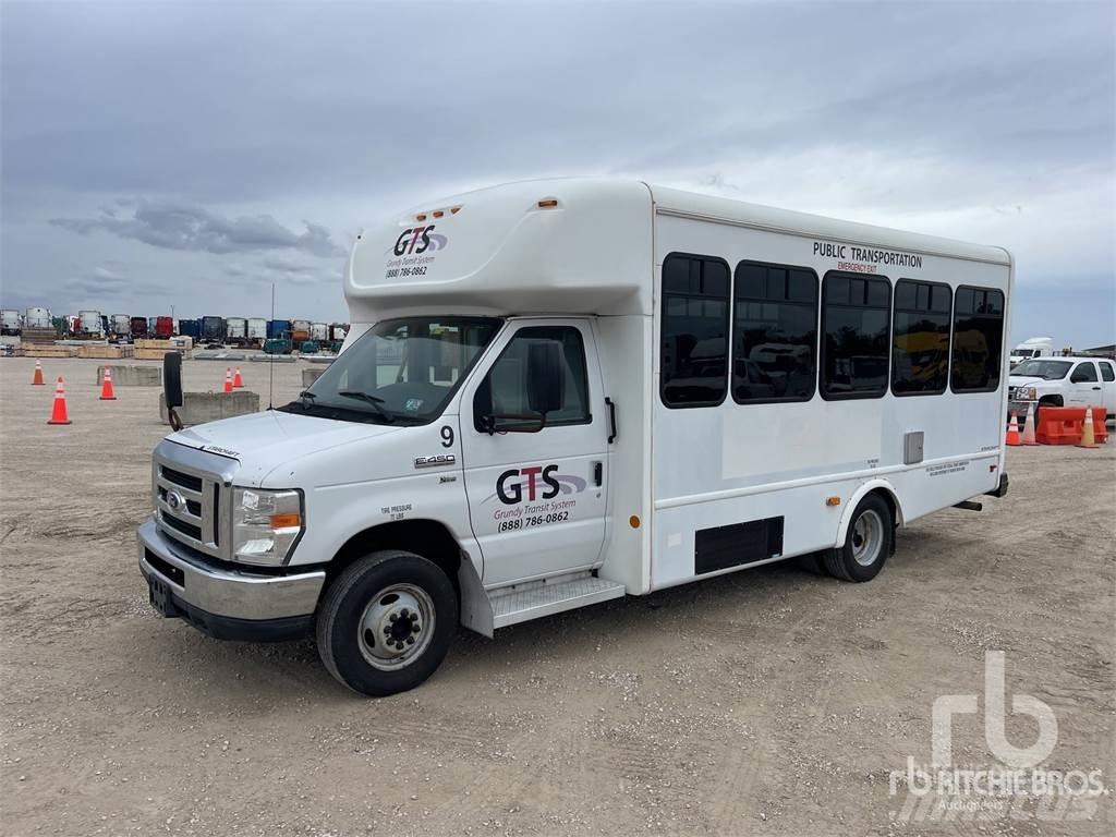 Ford E450 Überlandbusse