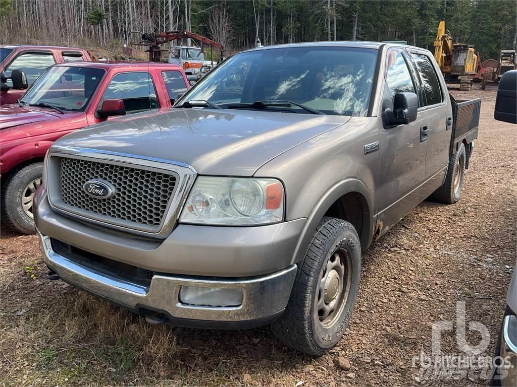 Ford F-150 Pritschenwagen/Pritschenwagen mit Seitenklappe