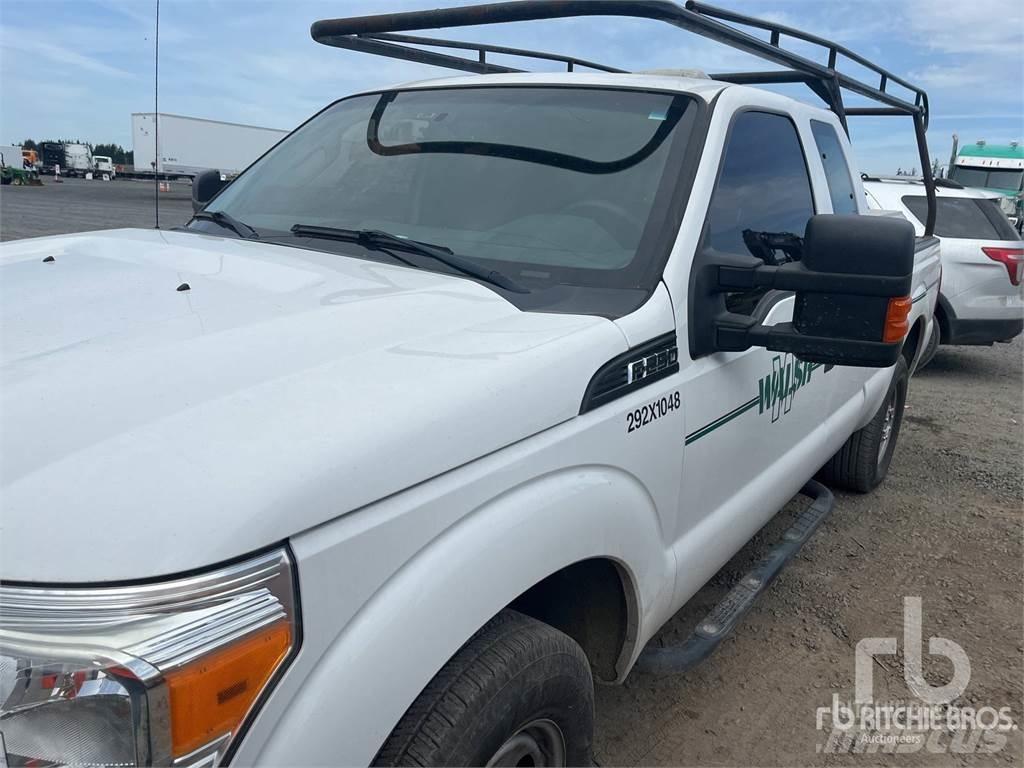 Ford F-250 Pickup/Pritschenwagen