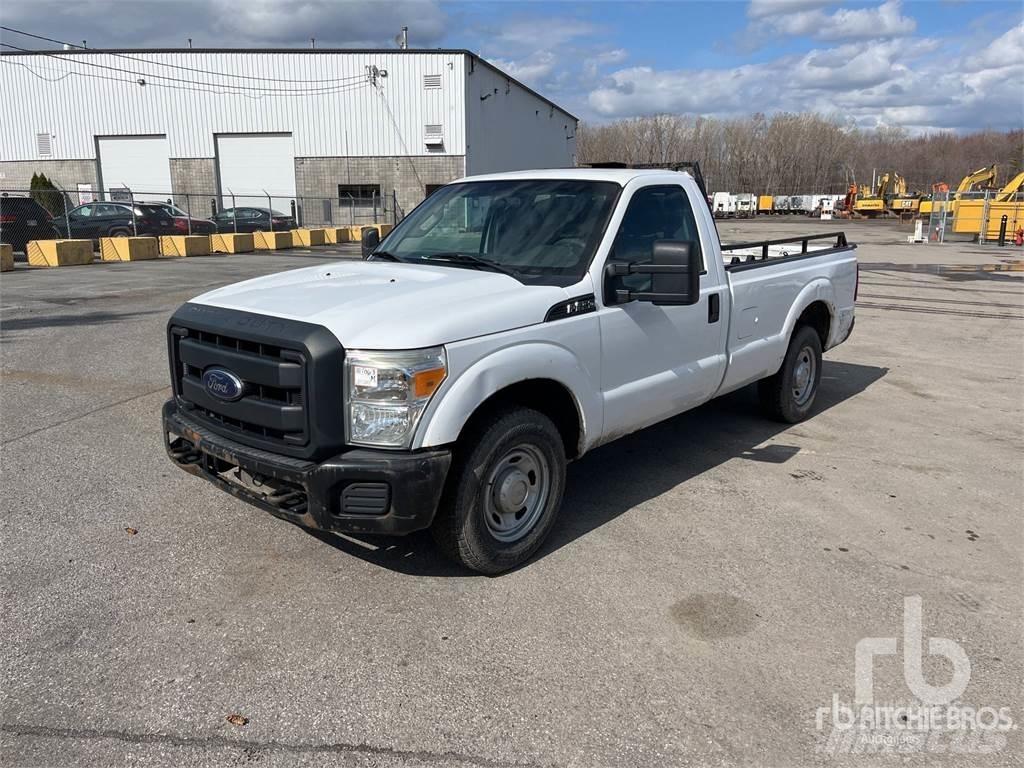 Ford F-250 Pickup/Pritschenwagen